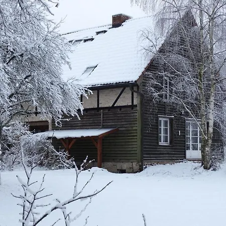 Peter Lassau Modern Retreat Templin