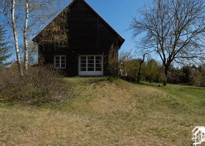 Peter Lassau Modern Retreat *