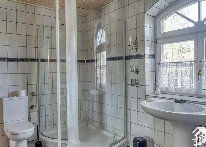 Peter Lassau Modern Retreat Templin