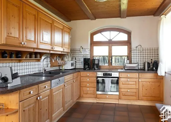 Peter Lassau Modern Retreat Templin